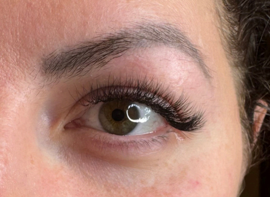 Gallery of wellbeing Lash Extensions